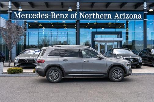2025 Mercedes-Benz GLB 250 4MATIC