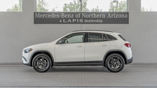 Polar White 2026 Mercedes-Benz GLA 250 4MATIC