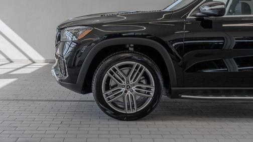 Black 2026 Mercedes-Benz GLS 450 4MATIC