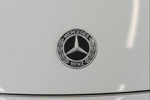 Polar White 2026 Mercedes-Benz GLB 250 4MATIC