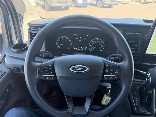 OXFORD WHITE 2024 Ford Transit-350 XLT