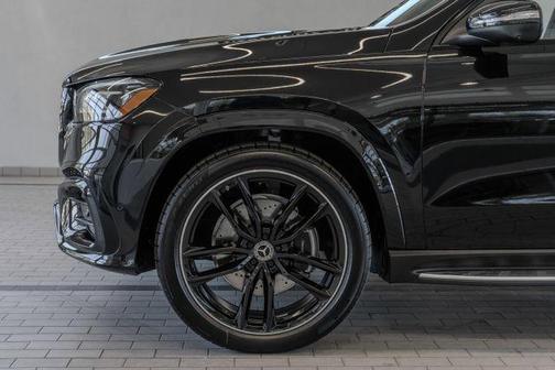 2026 Mercedes-Benz GLS 580 4MATIC