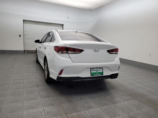 2018 Hyundai SONATA SEL