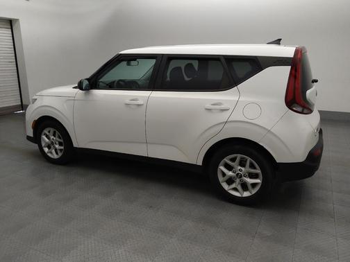 Snow White Pearl 2021 Kia Soul S