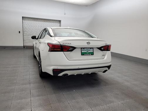 2020 Nissan Altima 2.5 SV