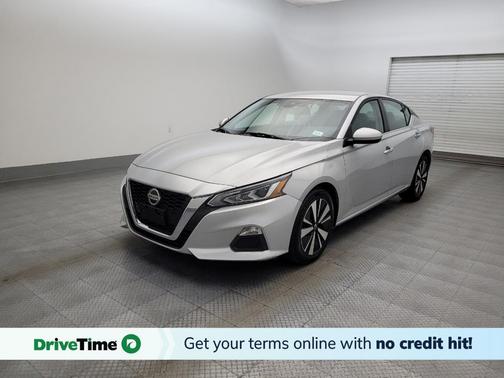 Brilliant Silver Metallic 2022 Nissan Altima 2.5 SV