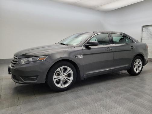 2018 Ford Taurus SEL