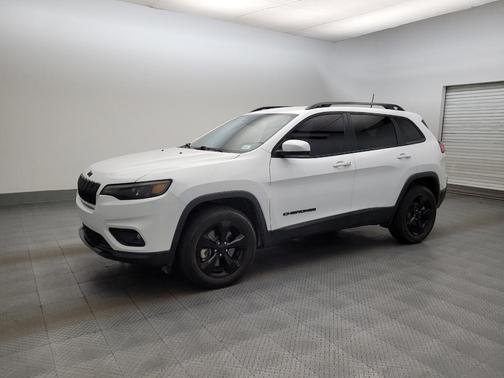 Bright White Clearcoat 2021 Jeep Cherokee Altitude