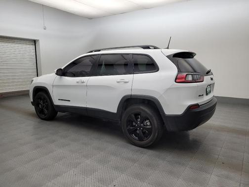 Bright White Clearcoat 2021 Jeep Cherokee Altitude