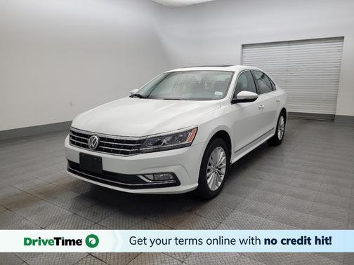 Pure White 2016 Volkswagen Passat 1.8T SE