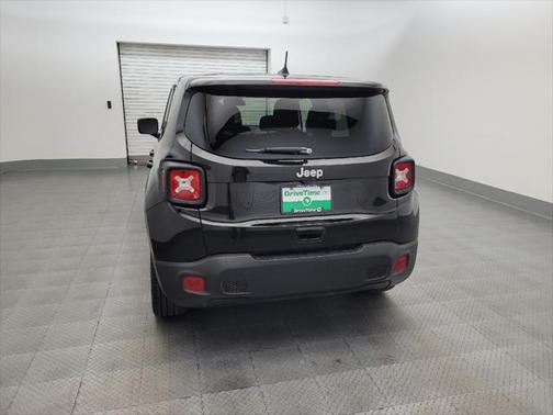 2020 Jeep Renegade Jeepster FWD