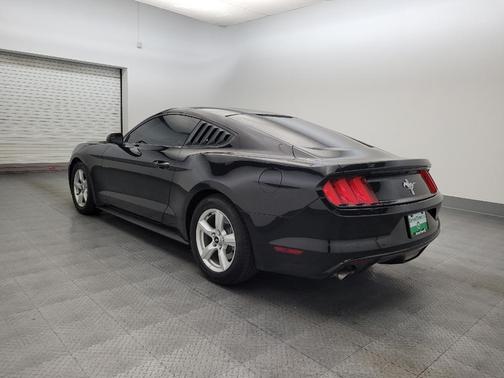2017 Ford Mustang V6