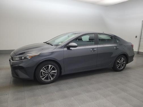Gravity Gray 2023 Kia Forte LXS