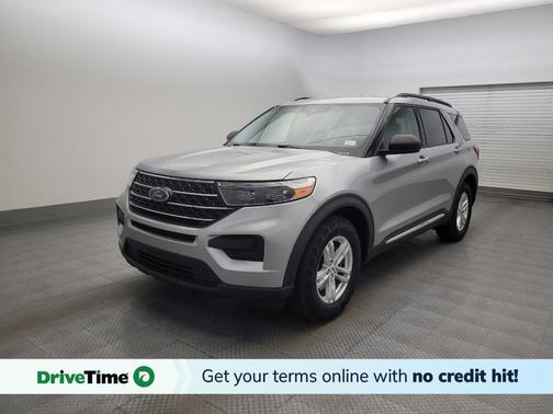 Iconic Silver Metallic 2020 Ford Explorer XLT