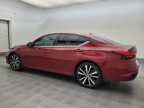 2022 Nissan Altima SR FWD