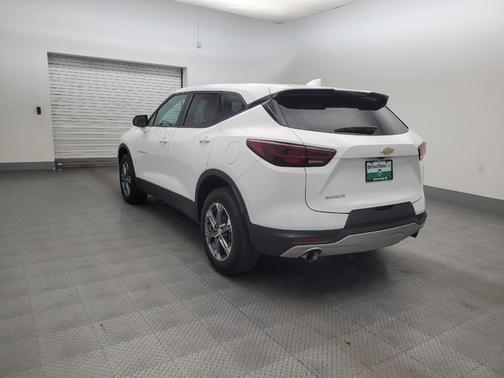 Summit White 2024 Chevrolet Blazer 2LT