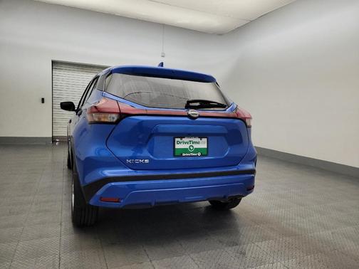 2024 Nissan Kicks S