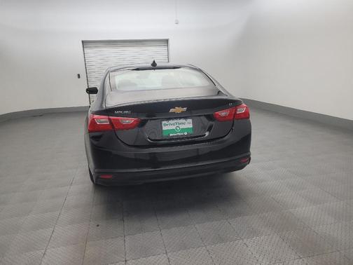 Mosaic Black Metallic 2024 Chevrolet Malibu FWD 1LT