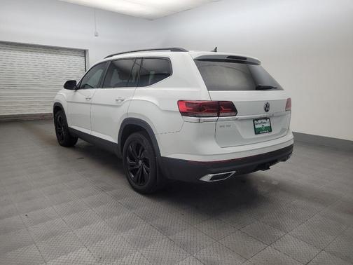 White 2021 Volkswagen Atlas 3.6L SE w/Technology