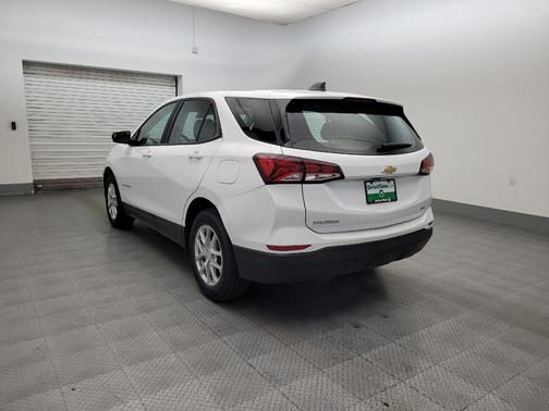 Summit White 2024 Chevrolet Equinox LS