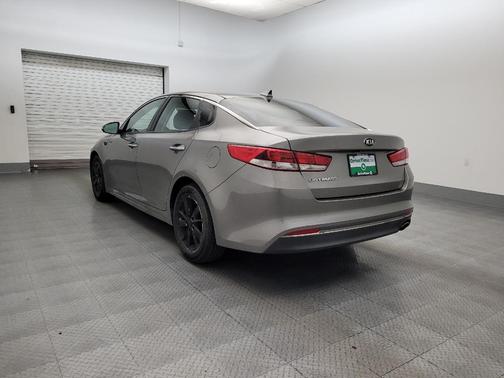 Titanium Gray 2016 Kia Optima LX