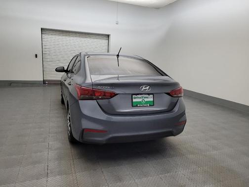 2020 Hyundai Accent SE