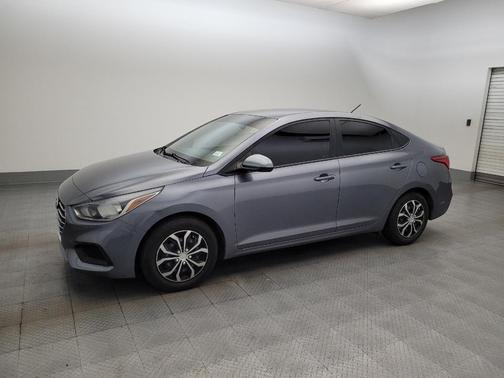 2020 Hyundai Accent SE