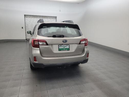 Gray 2017 Subaru Outback 2.5i