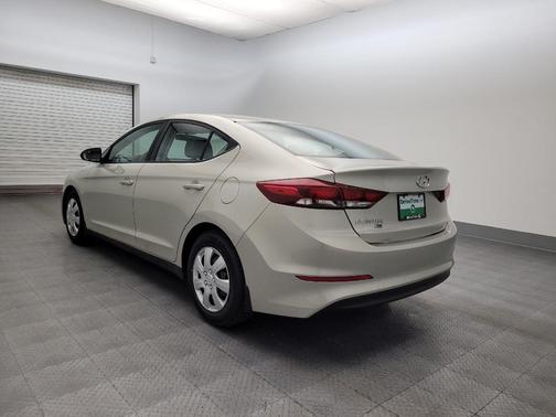 2018 Hyundai ELANTRA SE