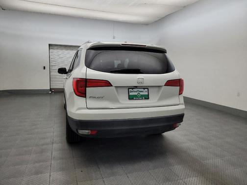 White Diamond Pearl 2017 Honda Pilot EX-L