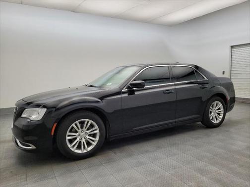 2018 Chrysler 300 Touring