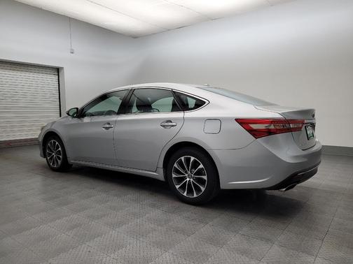 2018 Toyota Avalon XLE