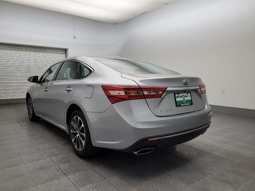 2018 Toyota Avalon XLE