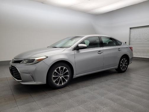 2018 Toyota Avalon XLE