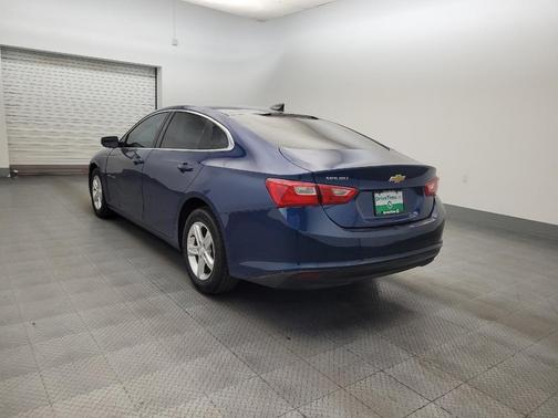 Mosaic Black Metallic 2019 Chevrolet Malibu 1LS