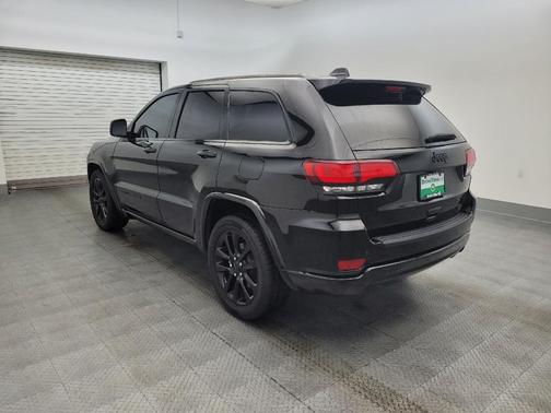 2021 Jeep Grand Cherokee Laredo