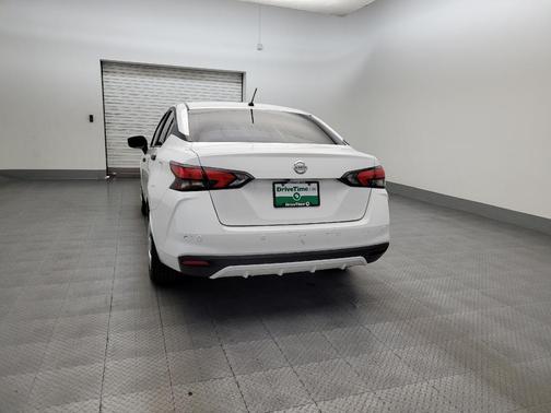 Fresh Powder 2021 Nissan Versa 1.6 S