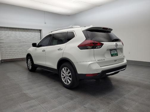 2020 Nissan Rogue SV