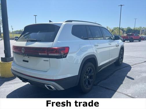 2024 Volkswagen Atlas 2.0T SEL