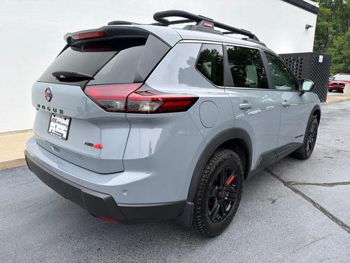 Boulder Gray Pearl 2025 Nissan Rogue Rock Creek