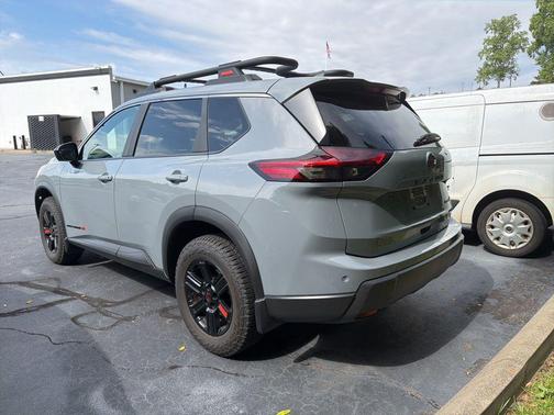 Boulder Gray Pearl 2025 Nissan Rogue Rock Creek