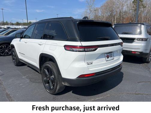 2023 Jeep Grand Cherokee Altitude