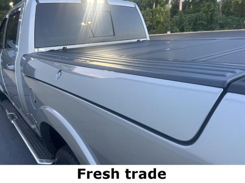 2021 RAM 2500 Laramie Crew Cab 4x2 6'4' Box
