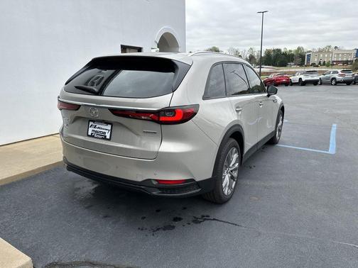 Platinum Quartz 2026 Mazda CX-90 3.3 Turbo Preferred