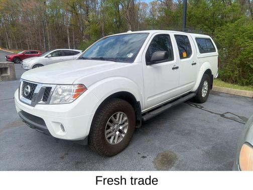 Glacier White 2016 Nissan Frontier SV