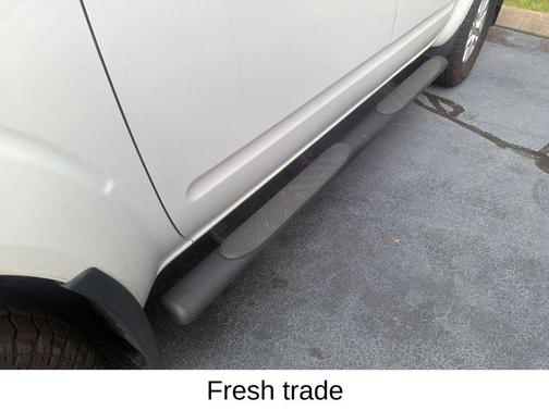 Glacier White 2016 Nissan Frontier SV