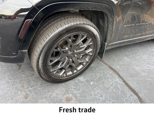 2025 Jeep Grand Cherokee Summit