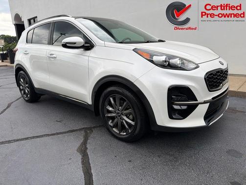 Snow White Pearl 2020 Kia Sportage S
