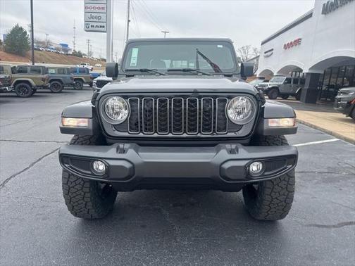 2025 Jeep Gladiator Nighthawk