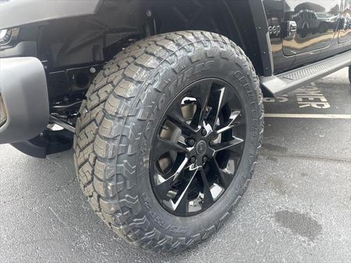 2025 Jeep Gladiator Nighthawk